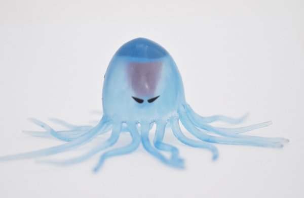 Турритопсис нутрикула (медуза бессмертная),Суперособенная в горячей воде становится виден её яд!      