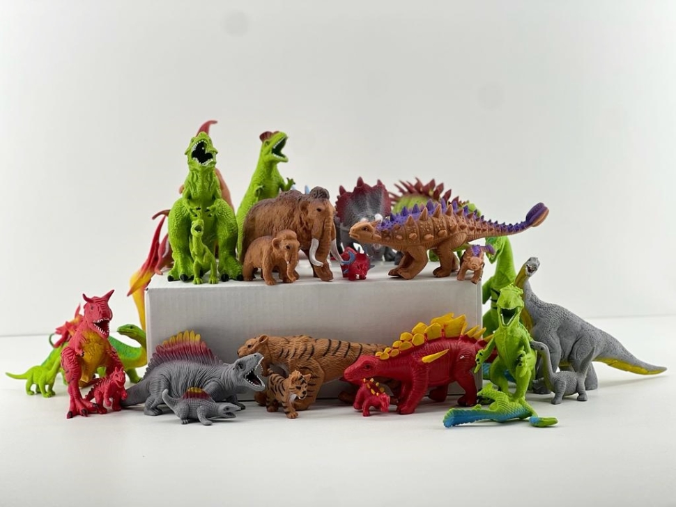 Epic animals. Семья динозавров. Семейка динозавров. Коллекция Epic animals. Динозавры с семьей креативный.
